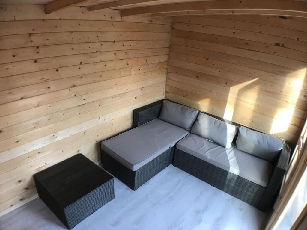 Large 5 Bed House In Scarborough Near The Beach, Large Garden & Hot Tub Экстерьер фото